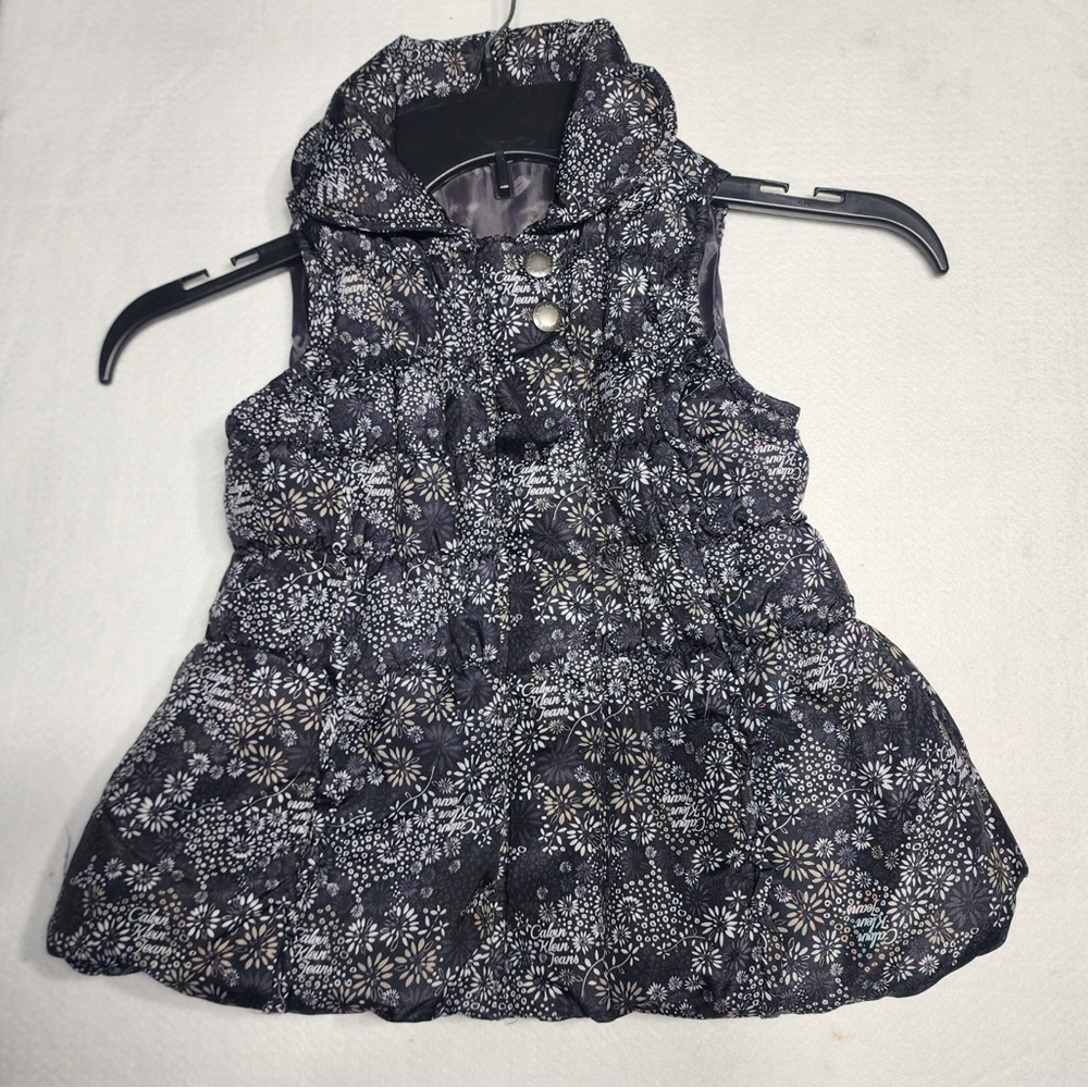 Calvin Klein Jeans Floral Kids Vest - Black and White Size 4T